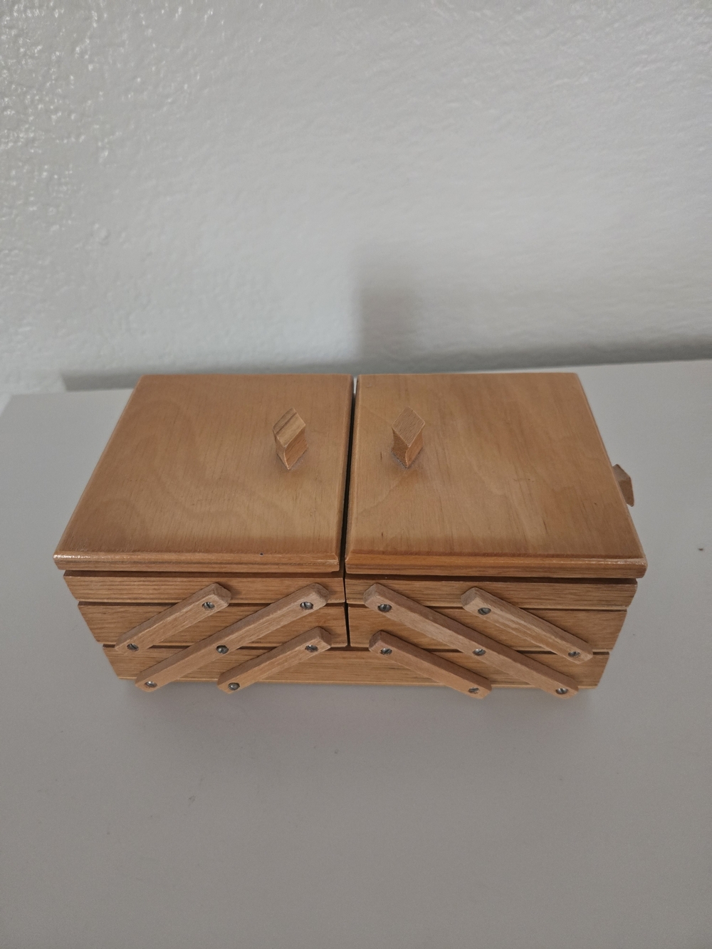 Vantage.Natural Wood Sewing Box with Accordion Storage - Light Brown